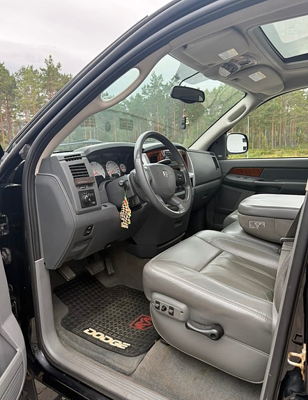Dodge RAM 16 of 22