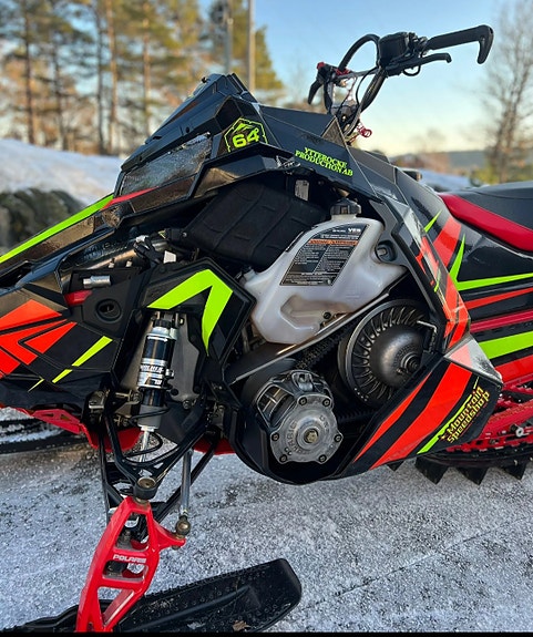 Polaris 850 PRO-RMK 155 14 of 15