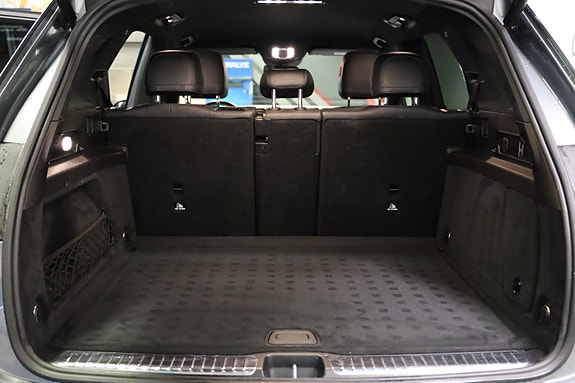 Mercedes-Benz GLE300 d 16 of 16