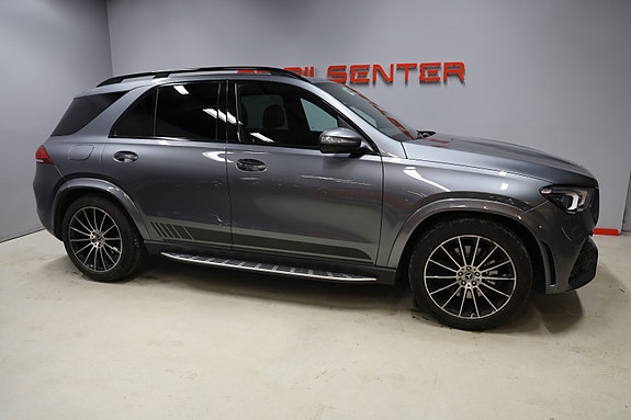 Mercedes-Benz GLE300 d 3 of 16