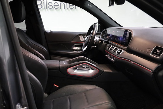 Mercedes-Benz GLE300 d 13 of 16