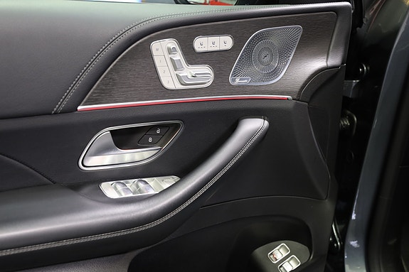 Mercedes-Benz GLE300 d 14 of 16