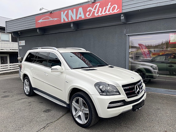 Mercedes-Benz GL350 5 of 5