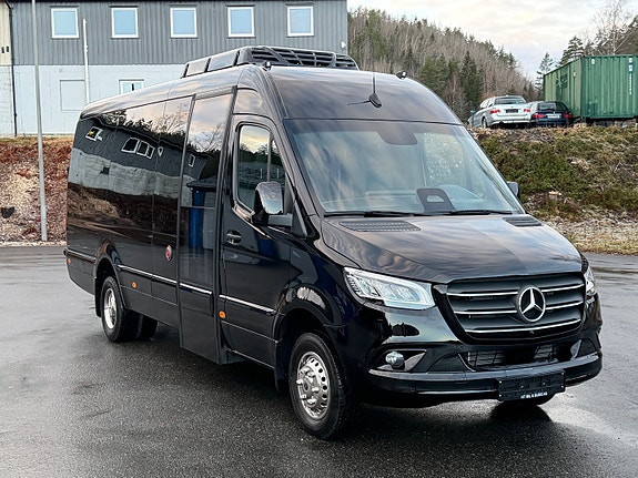 Mercedes-Benz Sprinter 519 Automat, 16+1, PÅ LAGER!! Bussdør bak, Led, 10,25`` skjerm, Tre rullestoler, To dieselvarmere, Stor AC , MYE utstyr!