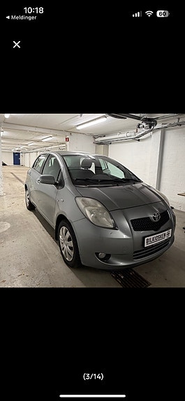 Toyota Yaris 3 of 15