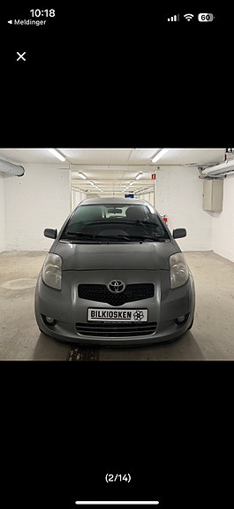 Toyota Yaris 2 of 15