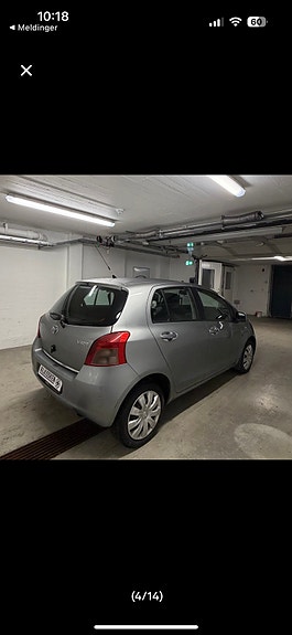 Toyota Yaris 4 of 15