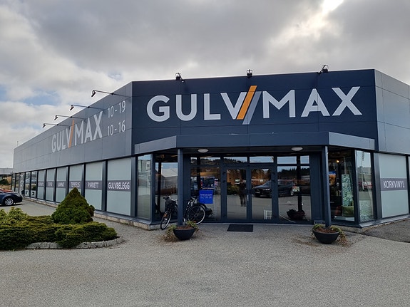 Stor butikk med meget god plassering, på Raglamyr.