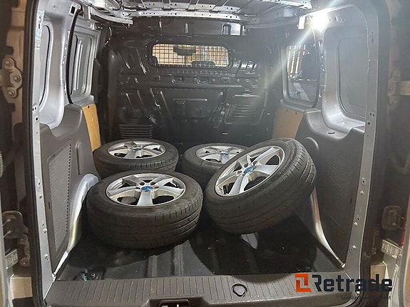 Ford Transit Connect 6 of 10