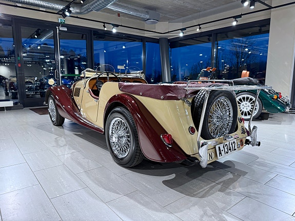 Morgan Plus 4 8 of 30