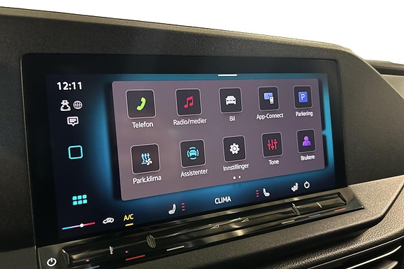 Volkswagen Caddy Maxi 9 of 16
