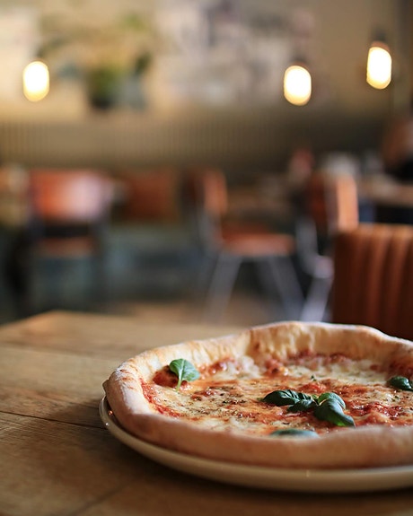 Pizza at Laksen Bakery  - Lærdal