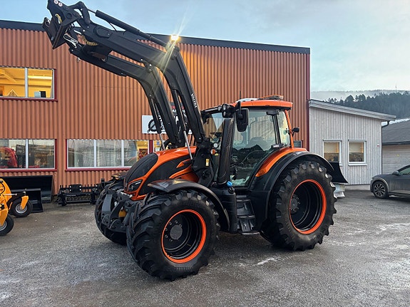 Valtra Burnt Orange N174 DST 2019, kr 1 079 000,-