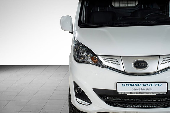 BYD T3 4 hos Sommerseth