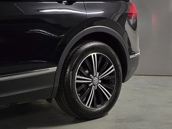 Volkswagen Tiguan 24 of 30