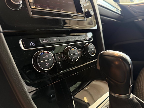 Volkswagen Golf VIII 22 of 30
