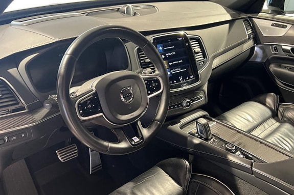 Volvo XC90 12 of 30