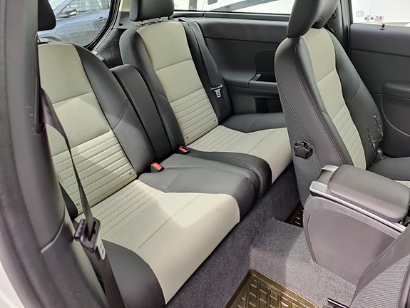Volvo C30 16 of 21