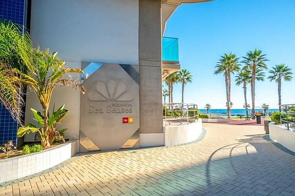 Sea Senses Punta Prima | Hjørneleilighet i første linje med panoramautsikt over Middelhavet og 37 m² terrasser