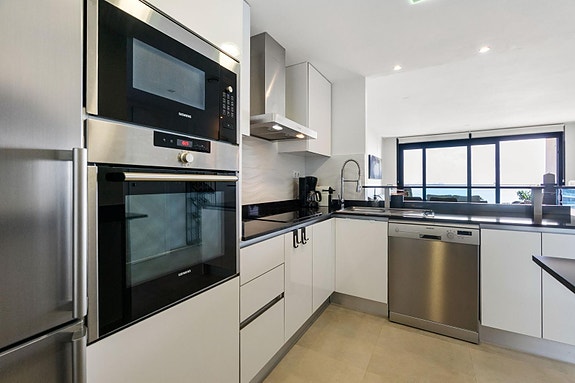 Sea Senses Punta Prima | Hjørneleilighet i første linje med panoramautsikt over Middelhavet og 37 m² terrasser