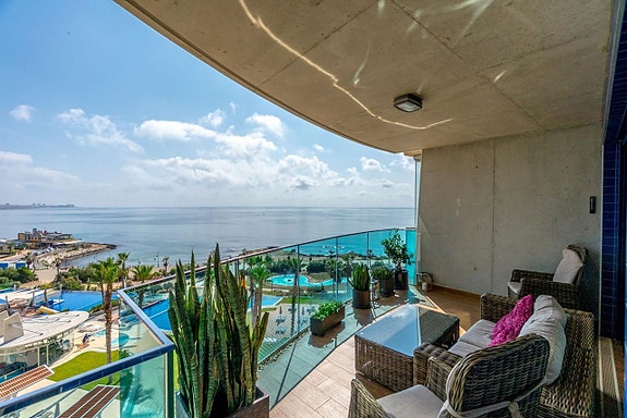 Sea Senses Punta Prima | Hjørneleilighet i første linje med panoramautsikt over Middelhavet og 37 m² terrasser