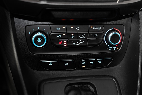 Ford Transit Connect 23 of 27