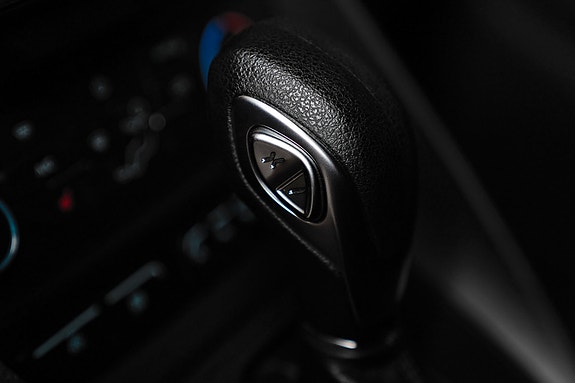 Ford Transit Connect 25 of 27