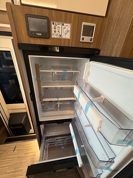 Mobilvetta TEKNO LINE 90 | Heavy | Automat 180HK | Lithium 24 of 27