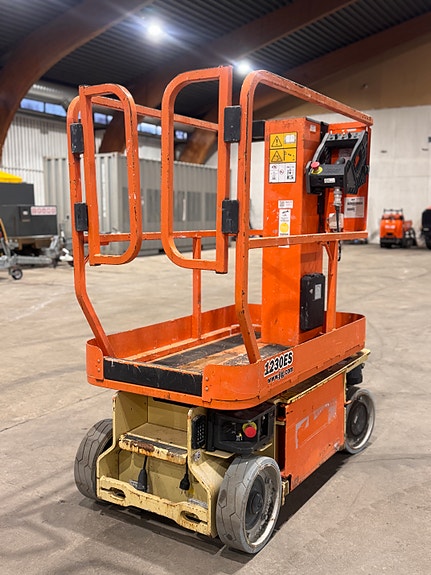 JLG 1230ES