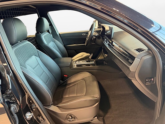 KGM Rexton 11 of 30