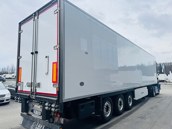 LeciTrailer FRC med bommer og 2-temp. 2700 mm innvendig høyde. Tralla er 100% strøken! Alu felger . 4 of 7