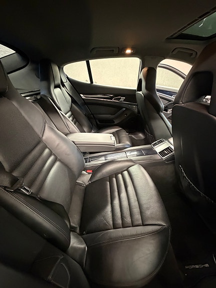 Porsche Panamera 11 of 28