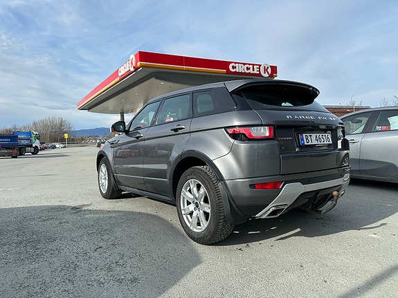 Land Rover Range Rover Evoque 14 of 30