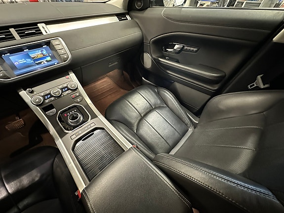 Land Rover Range Rover Evoque 29 of 30
