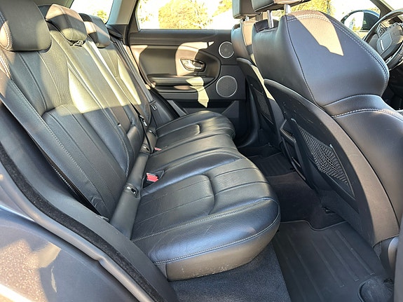 Land Rover Range Rover Evoque 19 of 30