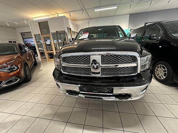 Dodge RAM 2 of 5