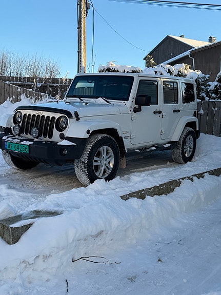 Jeep Wrangler 2 of 30