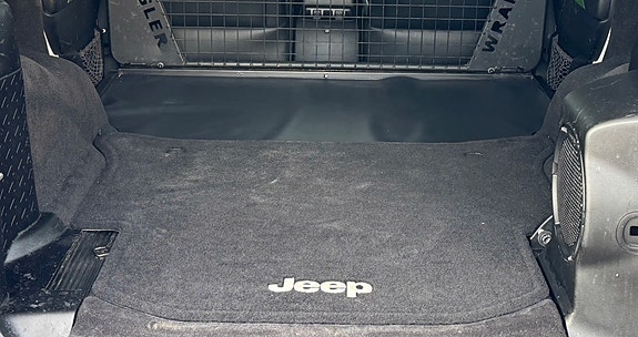 Jeep Wrangler 10 of 30