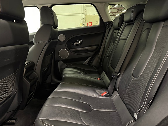 Land Rover Range Rover Evoque 23 of 30