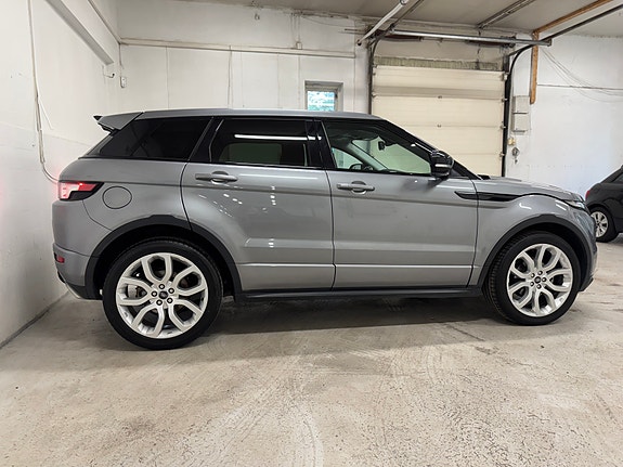 Land Rover Range Rover Evoque 13 of 30