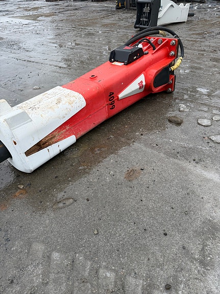 Rammer 4099