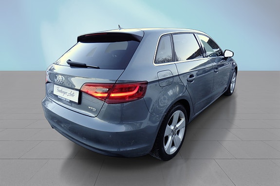 Audi A3 6 of 30