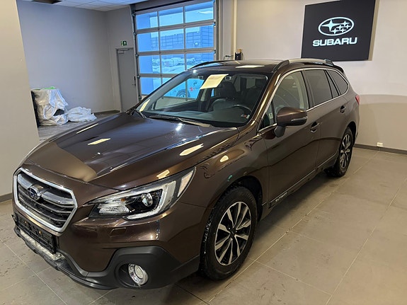 Subaru Outback 2 of 6