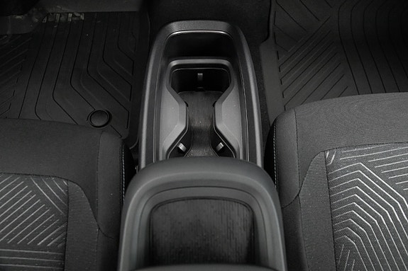 Nissan Leaf 19 of 21