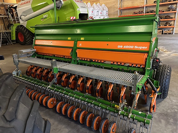 8d26c3e9-dc32-4e2c-a58f-2b11870865c5