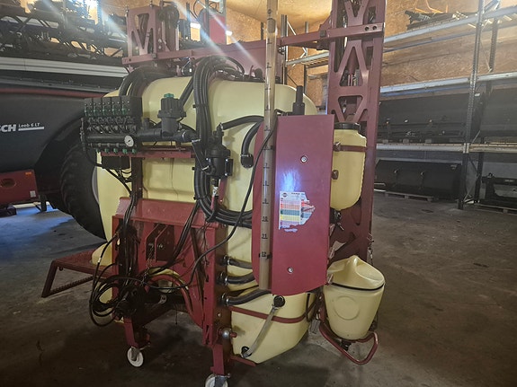 b9e5666e-2210-410b-bbf0-47f03fab15e1