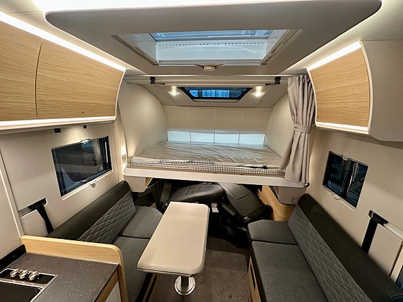 Bilde 24 av Adria SONIC 700DC. 180HK-AUT.ALDE.SOLSELLE.MARKISE.LED-KJØRELYS.EL-HANDBREKK.