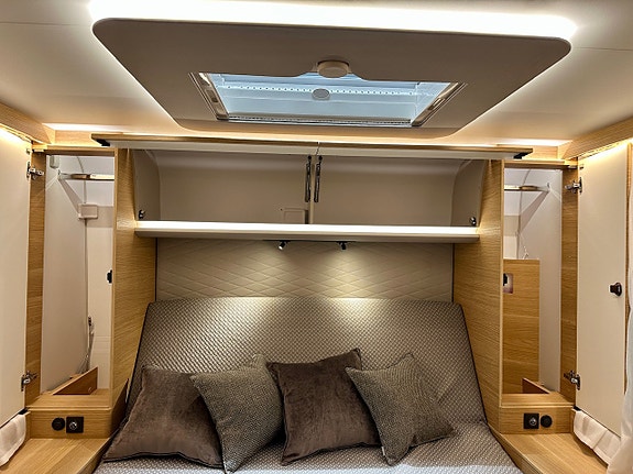 Bilde 44 av Adria SONIC 700DC. 180HK-AUT.ALDE.SOLSELLE.MARKISE.LED-KJØRELYS.EL-HANDBREKK.