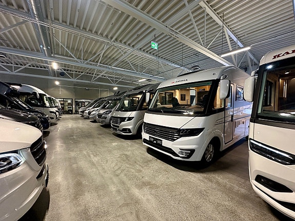 Bilde 52 av Adria SONIC 700DC. 180HK-AUT.ALDE.SOLSELLE.MARKISE.LED-KJØRELYS.EL-HANDBREKK.