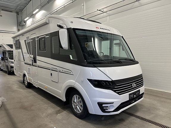 Bilde 7 av Adria SONIC 700DC. 180HK-AUT.ALDE.SOLSELLE.MARKISE.LED-KJØRELYS.EL-HANDBREKK.